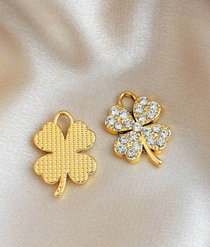 The Sparkly Clover Charm / 18K Gold Plated