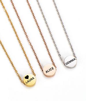 Melanie Round Engravable Pendants / 18K Gold Plated