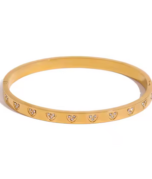 Carrie Heart Crystal Bangle / 18K Gold Plated