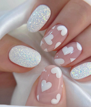 White Heart & Glitter Press on Nails / 24 Pack