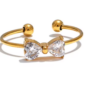 Ella Crystal Bow Ring / 18K Gold Plated