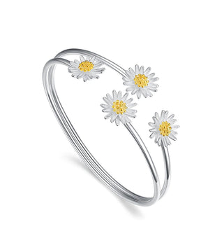 Four Daisy Charm Bangle / 925 Sterling Silver - Nina Kane Jewellery